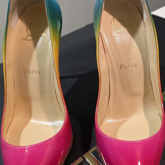 Multicolor Gradient Stiletto Heels Pigalle 100m Size 37. Comes With Box - Picture 4 of 6